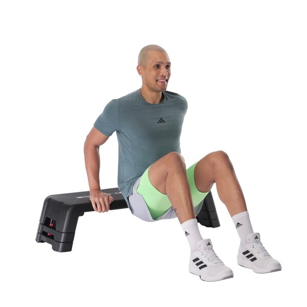 LES MILLS Review: The Truth About Their SMART Equipment Line