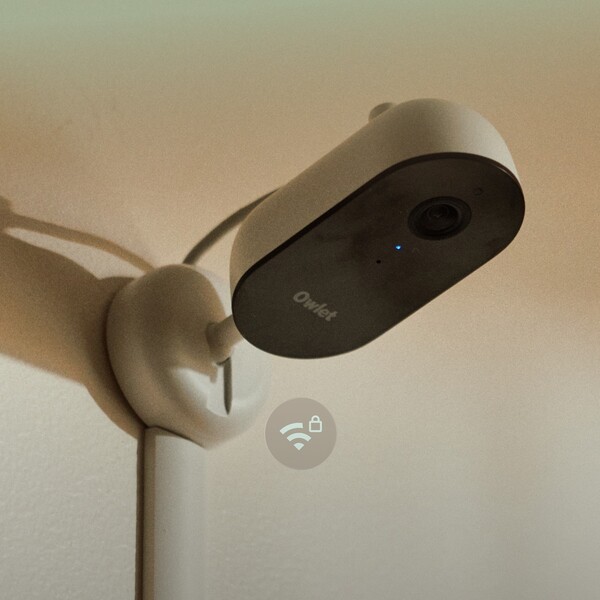 Nanit vs Owlet: Which Baby Monitor Fits Real Parenting Needs? 