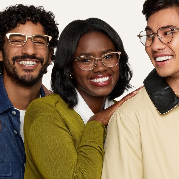 Pair Eyewear vs Glasses USA: An Honest Comparison for Real Glasses Wearers