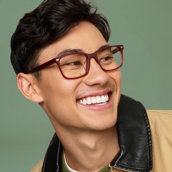Pair Eyewear vs Glasses USA: An Honest Comparison for Real Glasses Wearers