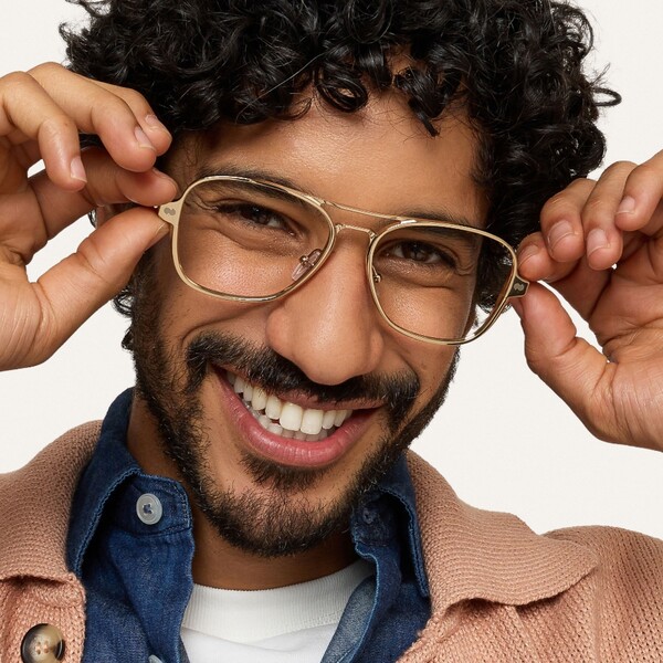 Pair Metal Frames Review: A Lifelong Glasses Wearer Tries Pair’s Titanium Line