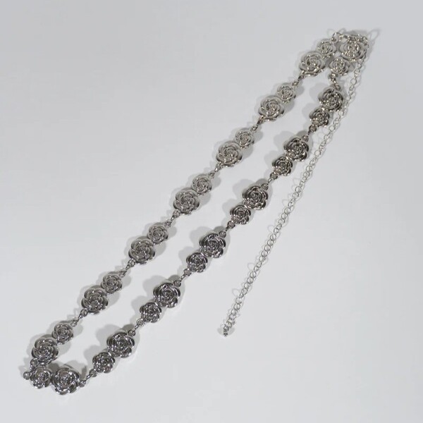 10 Cute and Fun Fashion Accessories for Your Wardrobe: Stylish Picks to Elevate Everyday Outfits