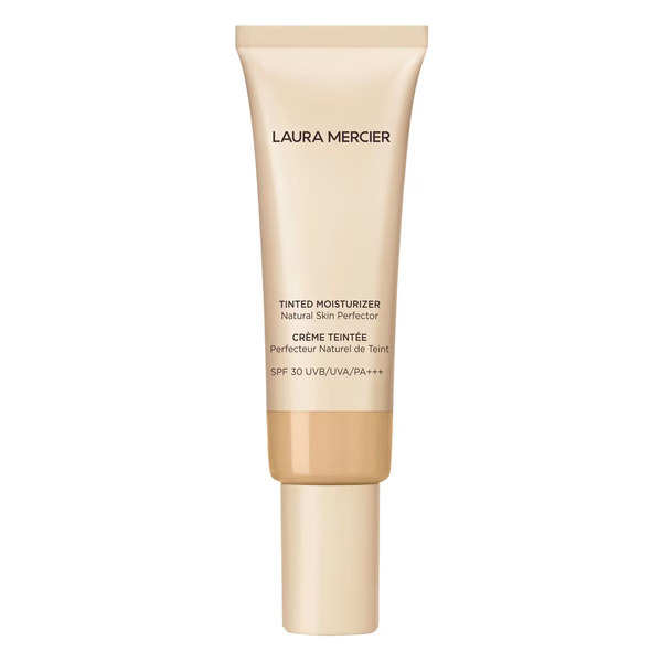10 Best Makeup for Aging Skin: Moisturizing Formulas That Won’t Settle Into Fine Lines 5 10 Best Makeup for Aging Skin