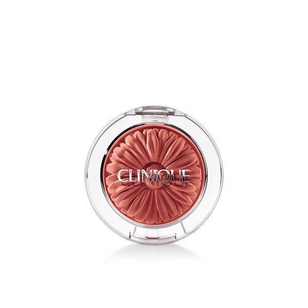 10 Best Makeup for Aging Skin: Moisturizing Formulas That Won’t Settle Into Fine Lines 8 10 Best Makeup for Aging Skin