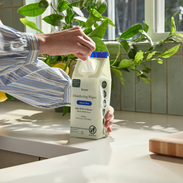 Biom Review: Better Than Regular Cleaning Wipes? 2 Biom Review: Better Than Regular Cleaning Wipes?