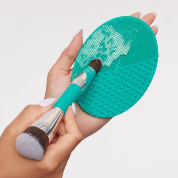 Thrive Causemetics Review: Why So Many People Keep Repurchasing