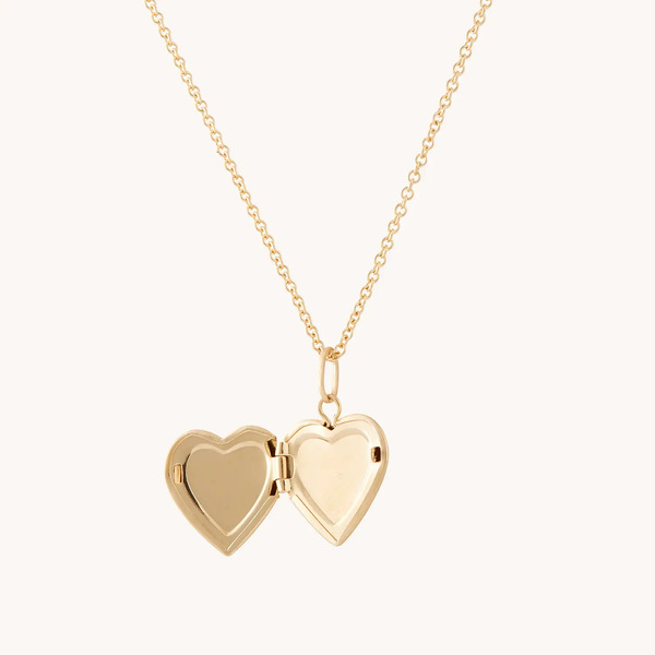 10 Best Mother’s Day Jewelry Gifts That Feel Truly Special