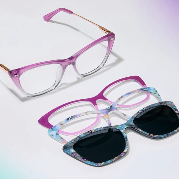 Pair Eyewear vs. Traditional Glasses: Is Customization Worth It?