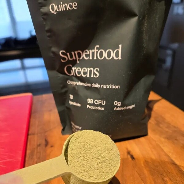 Quince Superfood Greens vs Live It Up Super Greens: A Side-by-Side Comparison 21 Quince Superfood Greens vs Live It Up Super Greens: A Side-by-Side Comparison