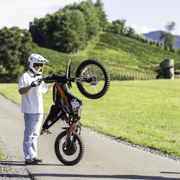 HappyRun G300 Pro Review: A 6500W Electric Dirt Bike That Hits 50 MPH