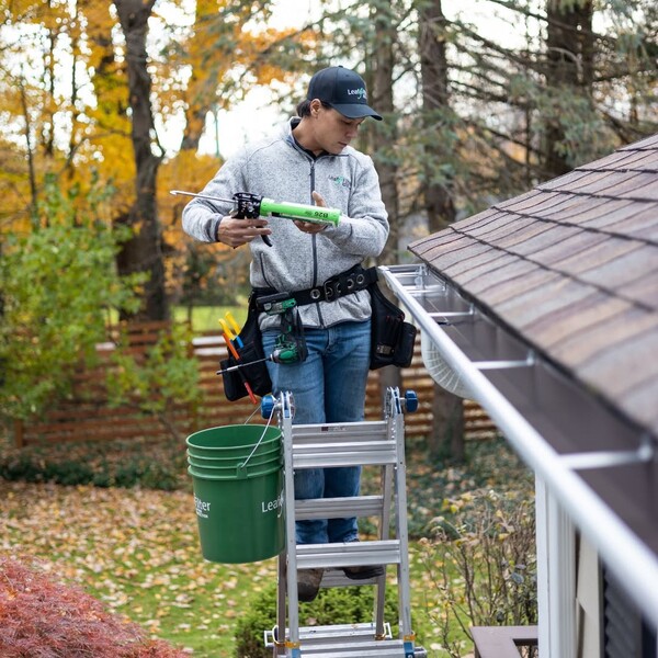 LeafFilter® vs LeafGuard: Which Gutter Protection Is Right for Your Home? 14 LeafFilter® vs LeafGuard: Which Gutter Protection Is Right for Your Home?