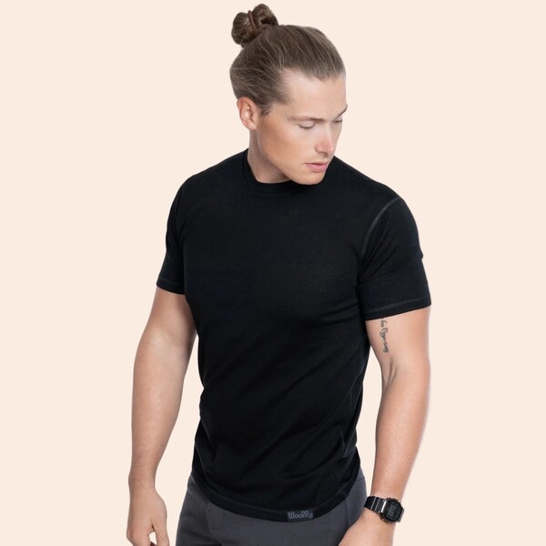The 10 Best Merino Wool T-Shirt Brands for Men and Women in 2026 4 The 10 Best Merino Wool T-Shirt Brands