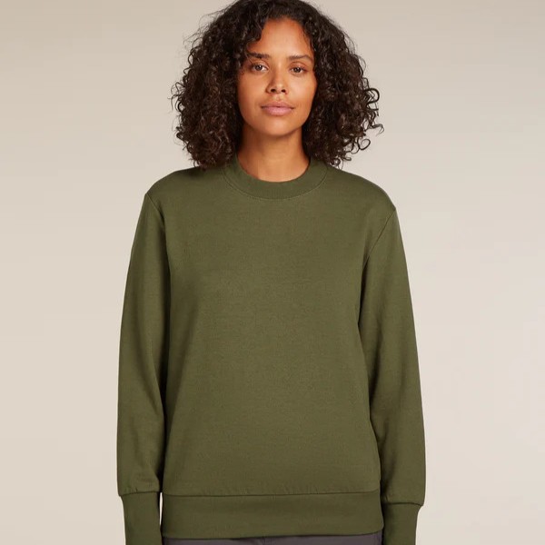 Unbound Merino vs Icebreaker: Which Merino Brand Is Better for Everyday Travel?