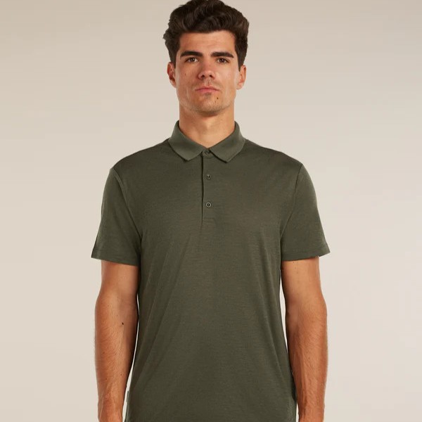 Unbound Merino vs Icebreaker: Which Merino Brand Is Better for Everyday Travel?