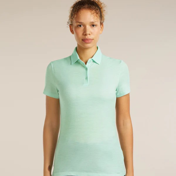 Unbound Merino vs Icebreaker: Which Merino Brand Is Better for Everyday Travel?
