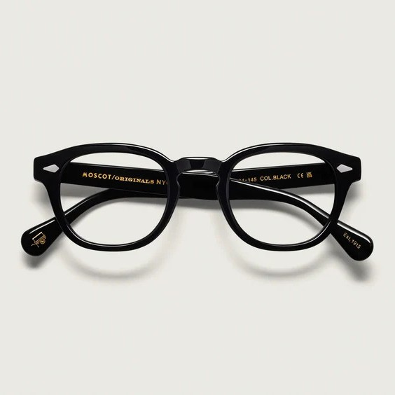 The 10 Best Glasses Frames for a Professional Look in 2026 2 The 10 Best Glasses Frames for a Professional Look in 2026