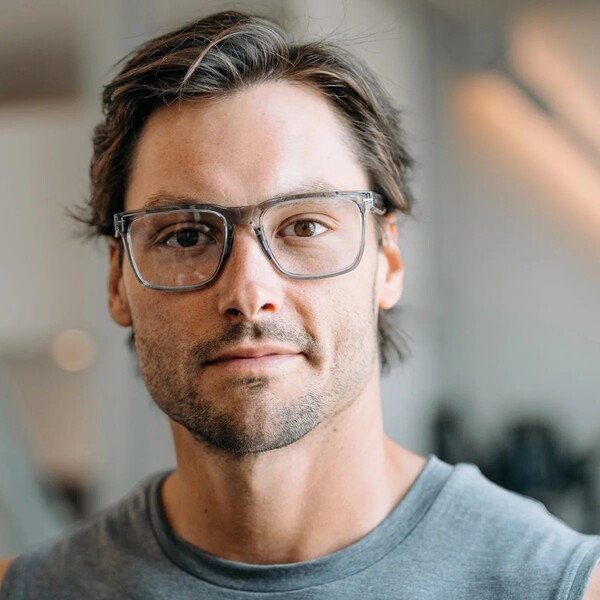 The 10 Best Glasses Frames for a Professional Look in 2026 7 The 10 Best Glasses Frames for a Professional Look in 2026