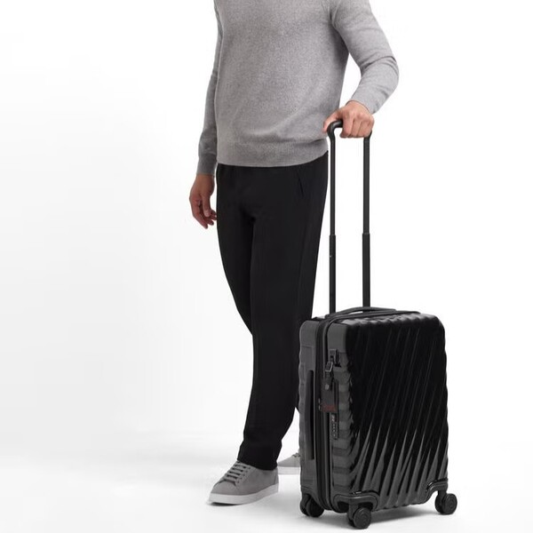 10 Best Carry-On Suitcases for Every Type of Traveler 8 10 Best Carry-On Suitcases for Every Type of Traveler