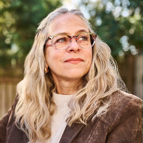 10 Best Glasses for Women in 2026 7 10 Best Glasses for Women in 2026