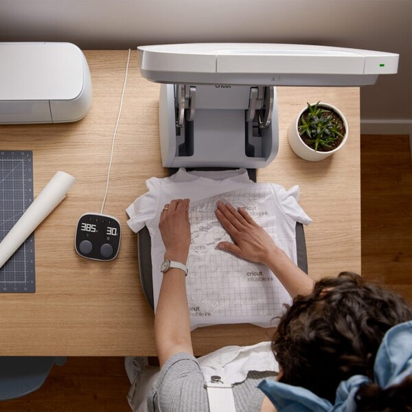 HTVRONT Auto Heat Press 2 vs Cricut Autopress: Which Automatic Press Fits a Small Shop? 20 HTVRONT Auto Heat Press 2 vs Cricut Autopress: Which Automatic Press Fits a Small Shop?