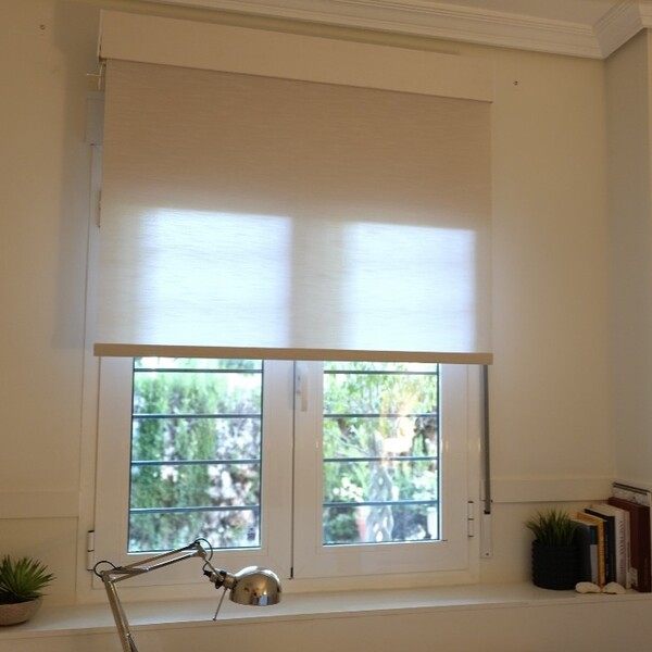 Kincmo Review: Are the Cellular and Dual Shades Worth the Smart Home Upgrade?