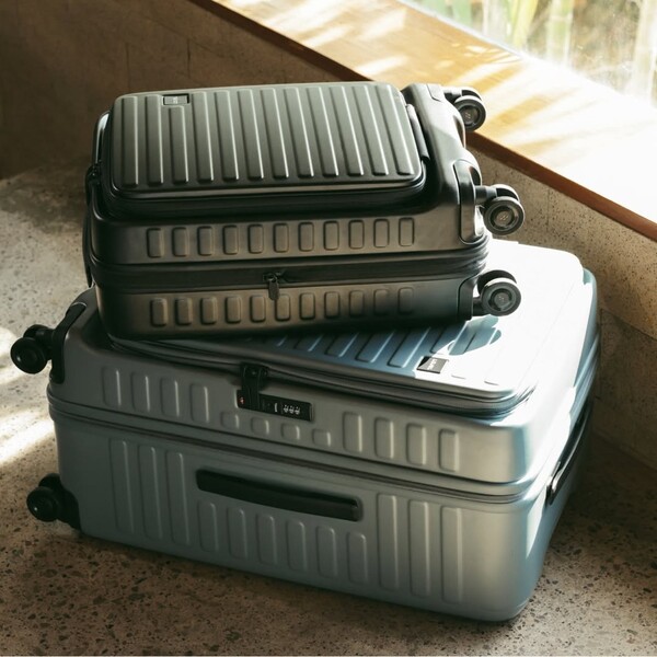 Lojel vs Monos: Which Hard-Shell Suitcase Is Worth Buying? 19 Lojel vs Monos: Which Hard-Shell Suitcase Is Worth Buying?