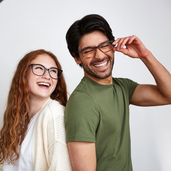 Pair Eyewear vs America's Best: Which Is Better for Everyday Glasses? 22 Pair Eyewear vs America's Best: Which Is Better for Everyday Glasses?