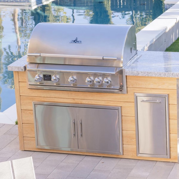 BBQGuys vs Home Depot: Where to Buy a Grill or Outdoor Kitchen This Black Friday 3 BBQGuys vs Home Depot: Where to Buy a Grill or Outdoor Kitchen This Black Friday