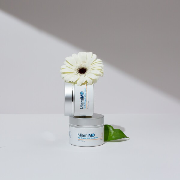 MiamiMD Review: Doctor-Formulated Creams for Crepey Skin and Sagging After 45 5 MiamiMD Review